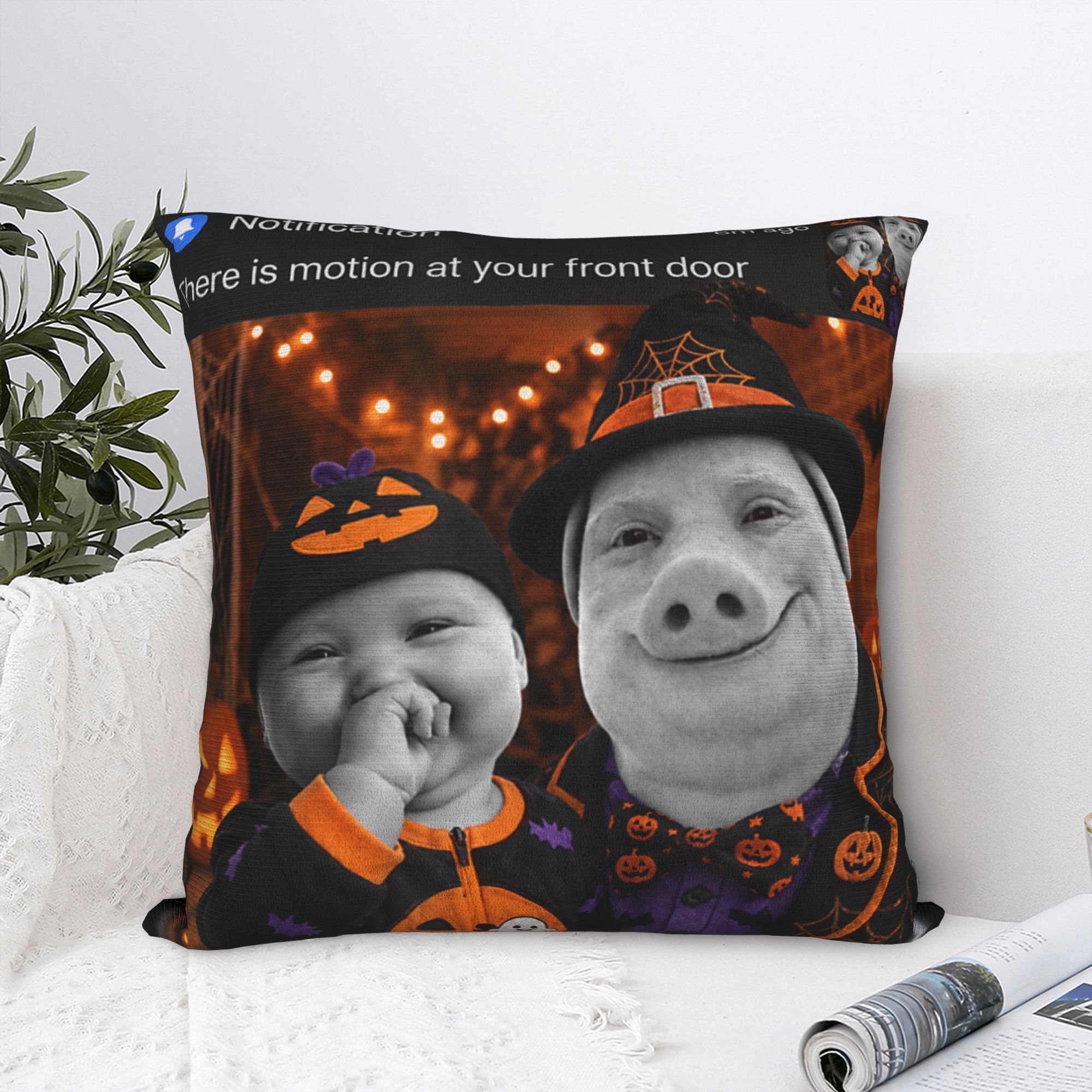 Home Decor Ai - 面白いハロウィンのジョン・ポークとアイ・ベイビーのモーションドアベルのミーム柄枕カバー、ソファ、カウチ、ベッド、リビングルーム用