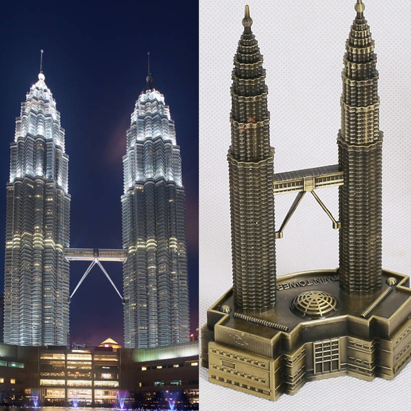 レトロ合金工芸品 クアラルプル ペトロナス双塔 モデル 旅行 - Home Decor Kuala Lumpur のレビューと価格
