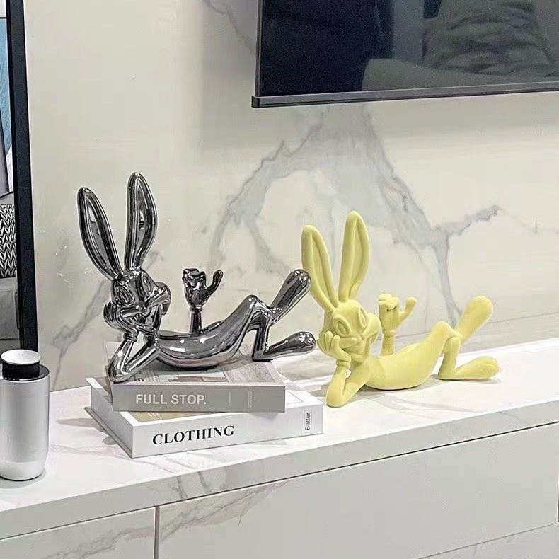 ホームデコレーション Netflix 寝そべるウサギの置物  - Home Decor Netflix のレビューと価格